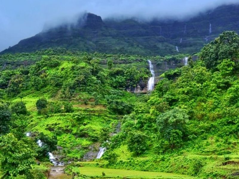Let's Switch into Travel | Holiday Experts