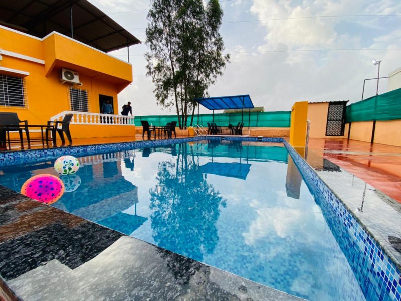 Let's Switch into Travel | Holiday Experts