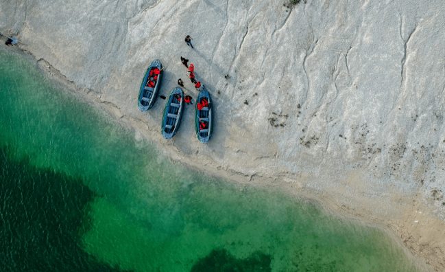 Let's Switch into Travel | Holiday Experts