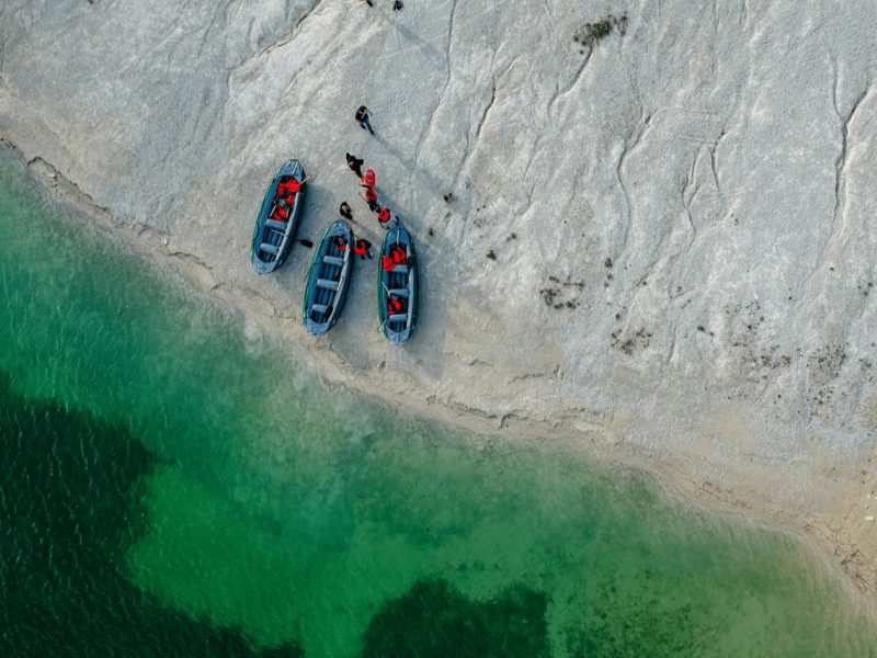 Let's Switch into Travel | Holiday Experts