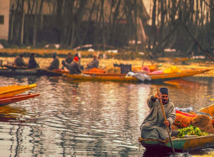 Let's Switch into Travel | Holiday Experts