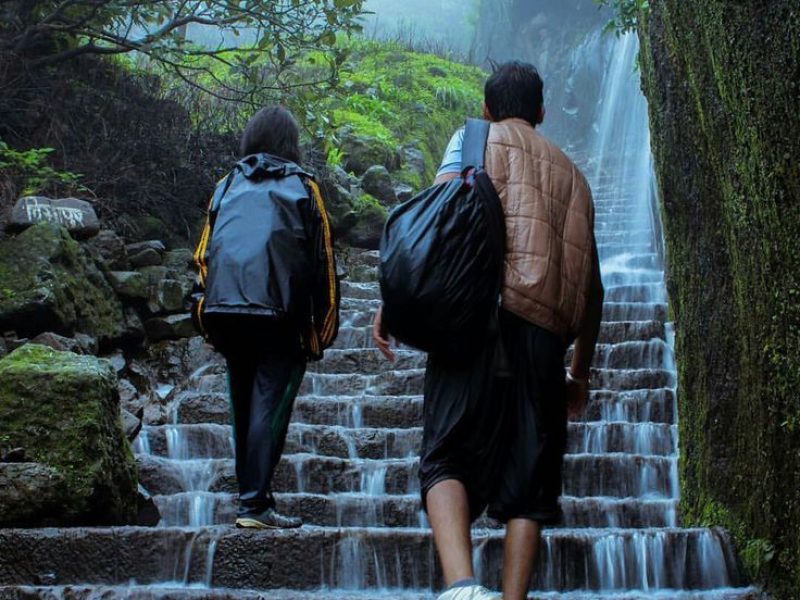 Let's Switch into Travel | Holiday Experts